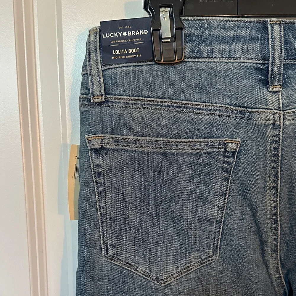 NWT Lucky Brand Women's Lolita Boot mid rise Curvy Fit Jeans - Picture 5 of 5